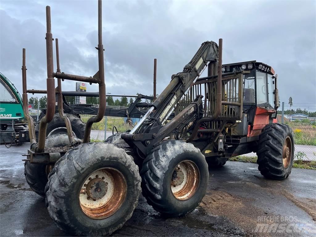 Valmet 836 Naudoti miškovežiai (Forvarderiai)