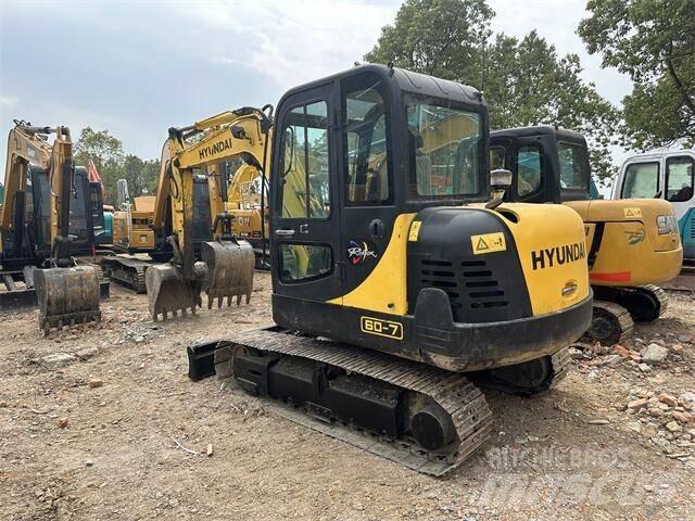 Hyundai R60-7 Vikšriniai ekskavatoriai