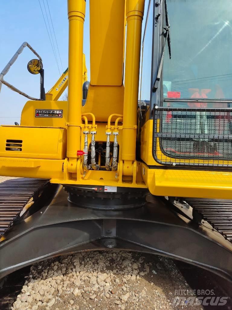 Komatsu PC 220 Vikšriniai ekskavatoriai