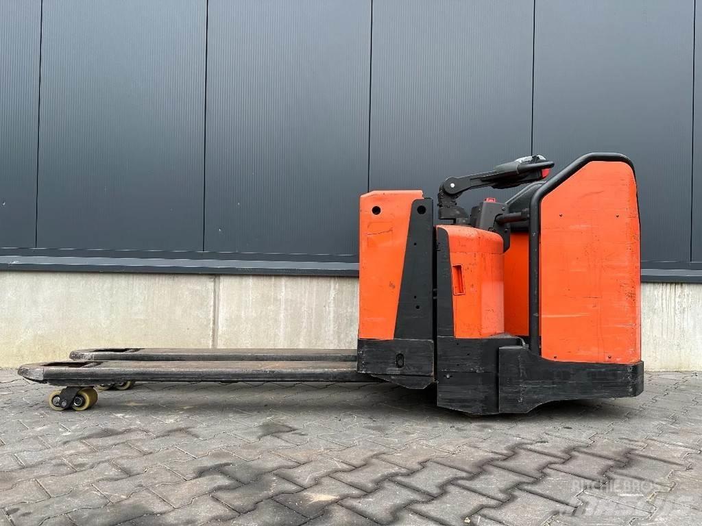 BT LPE200/8 Rankiniai vėžimėliai