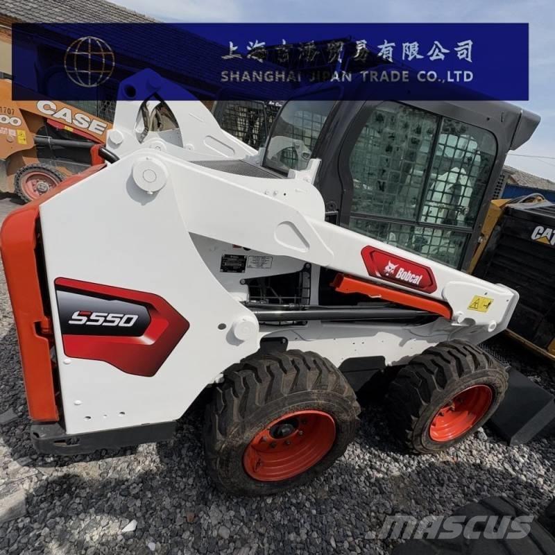 Bobcat S 550 Krautuvai su šoniniu pasukimu