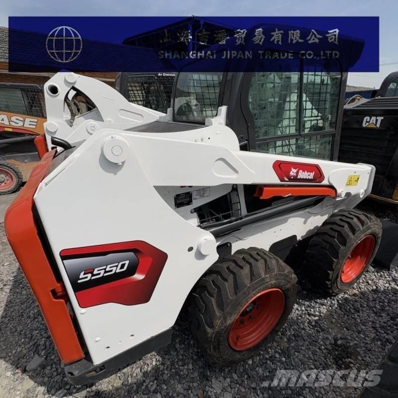 Bobcat S 550 Krautuvai su šoniniu pasukimu