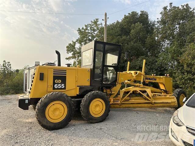 Komatsu GD655 Greideriai