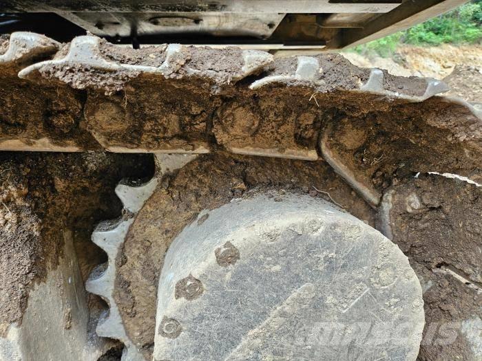 Volvo EC210BLC Vidutinės galios ekskavatoriai 7-12 t