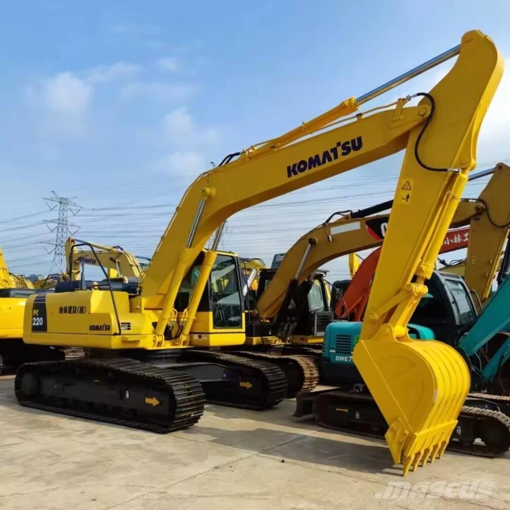 Komatsu PC 220 Vikšriniai ekskavatoriai