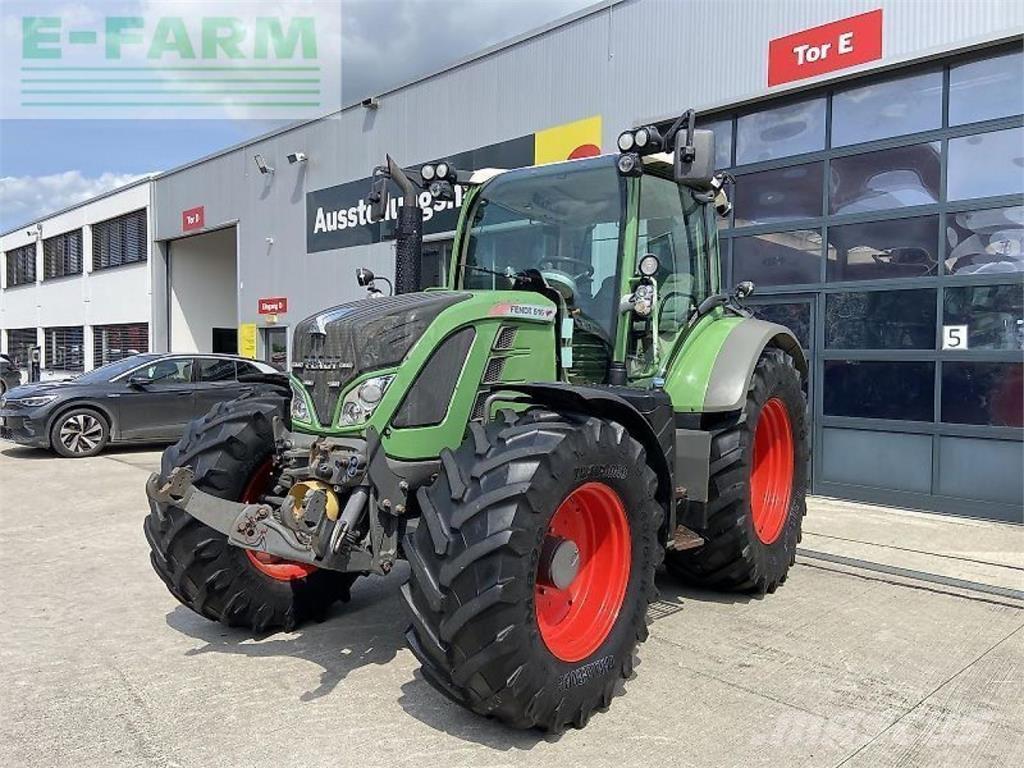 Fendt 516 vario Traktoriai