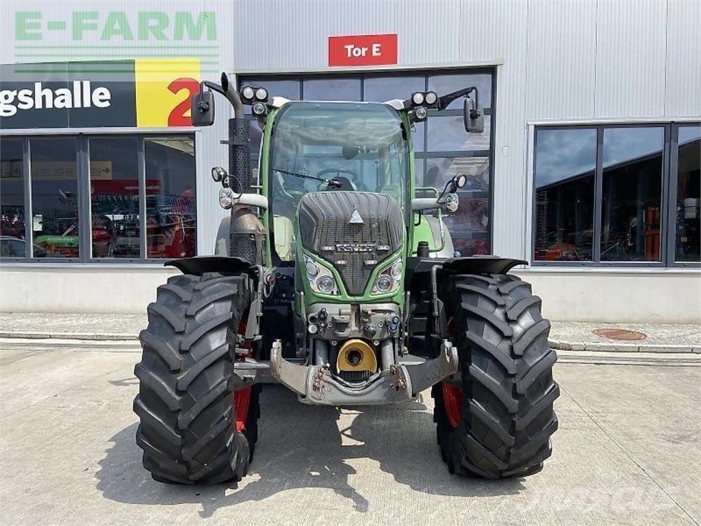 Fendt 516 vario Traktoriai