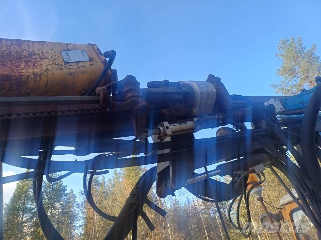 Valmet 802 Traktoriai