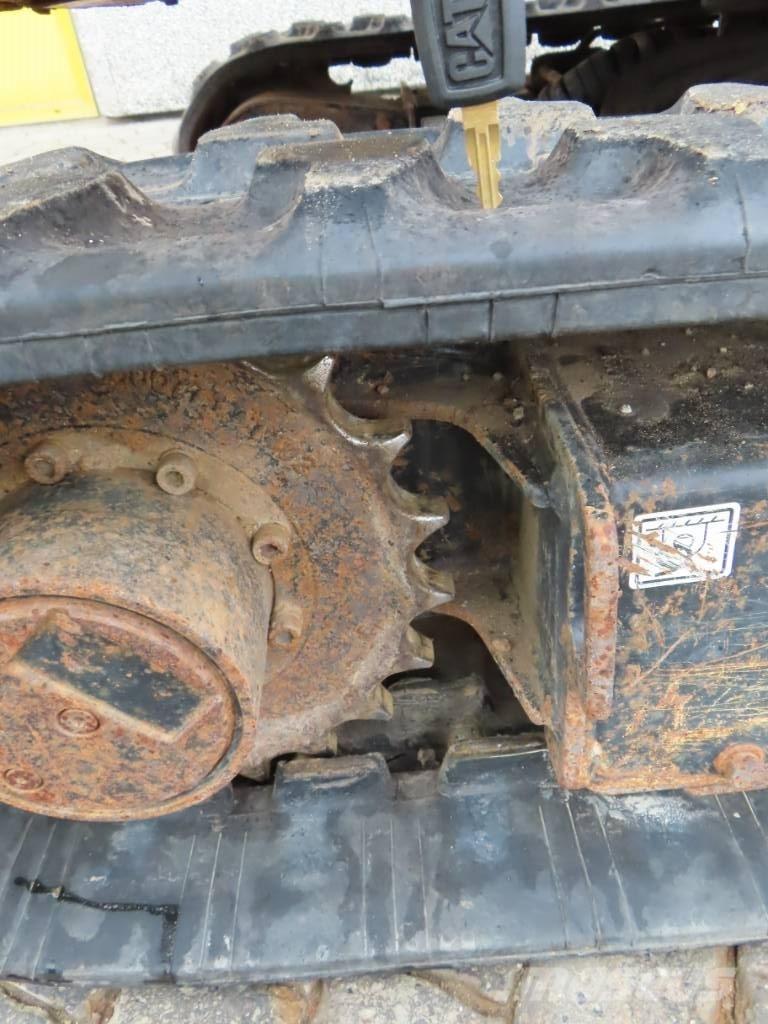 CAT 301.7 D Mini ekskavatoriai < 7 t
