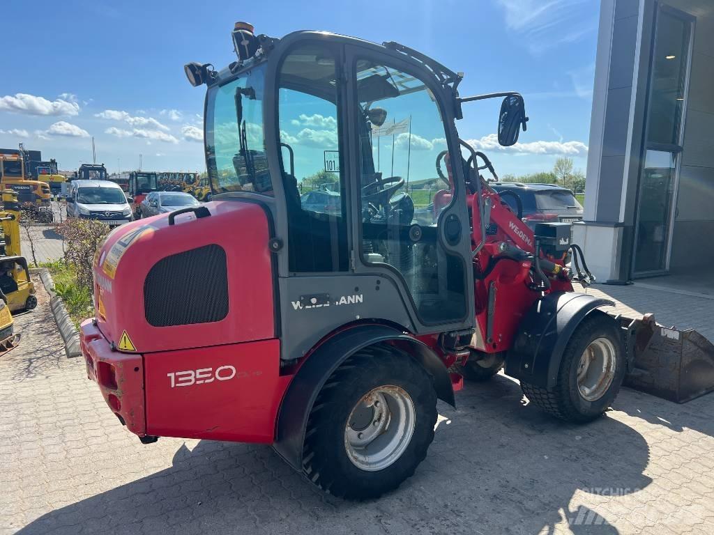 Weidemann 1350 CX45 Krautuvai su šoniniu pasukimu