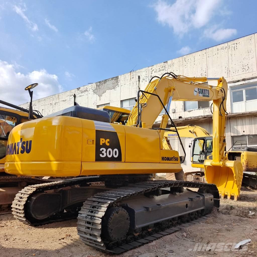 Komatsu PC 300 Vikšriniai ekskavatoriai