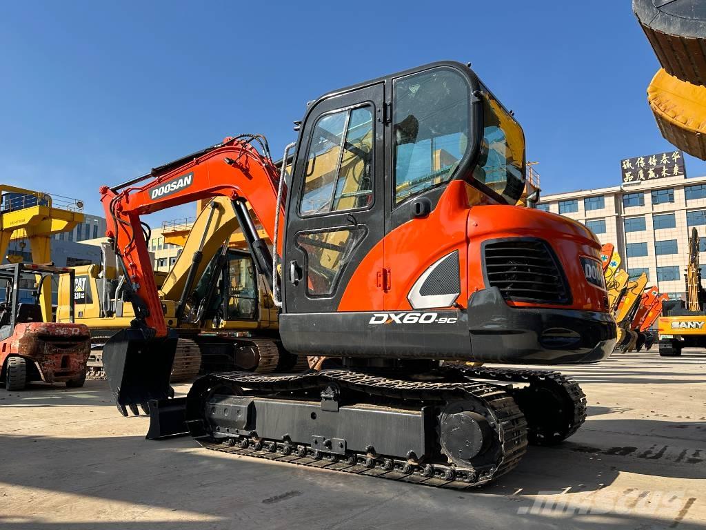 Doosan DX 60 Mini ekskavatoriai < 7 t