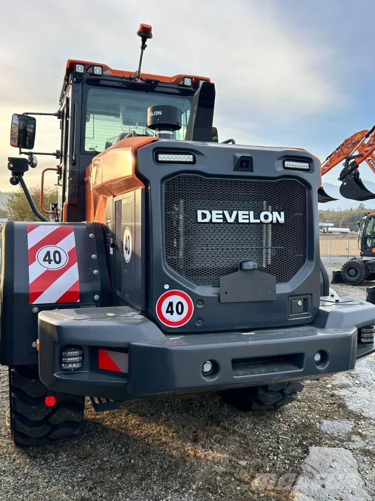 Develon DL 250-7 Naudoti ratiniai krautuvai