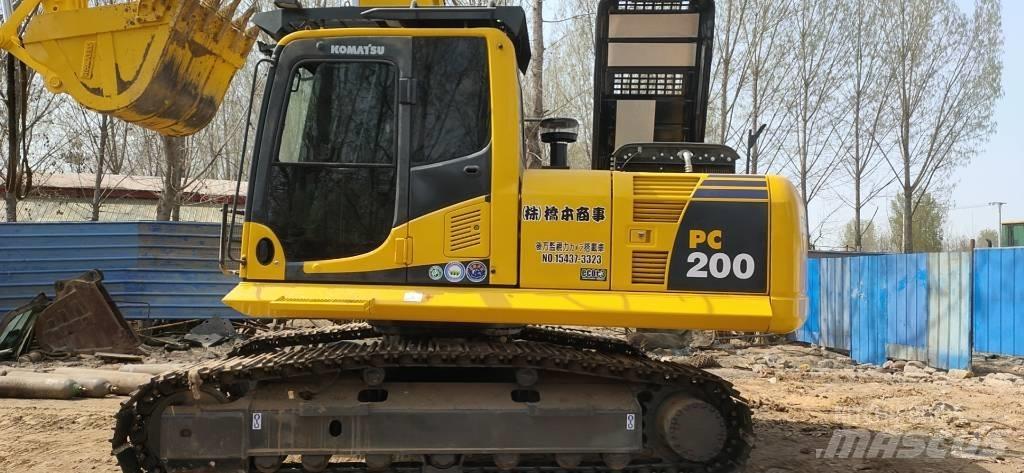Komatsu pc200-8 Vikšriniai ekskavatoriai