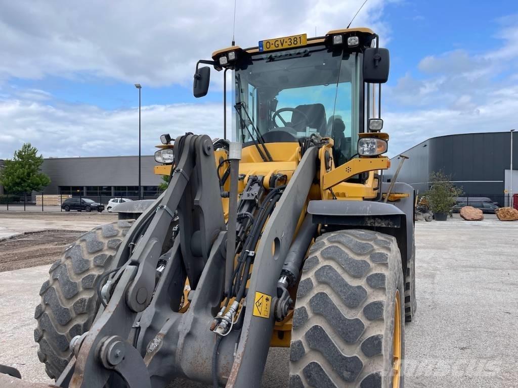 Volvo L 60 H Naudoti ratiniai krautuvai
