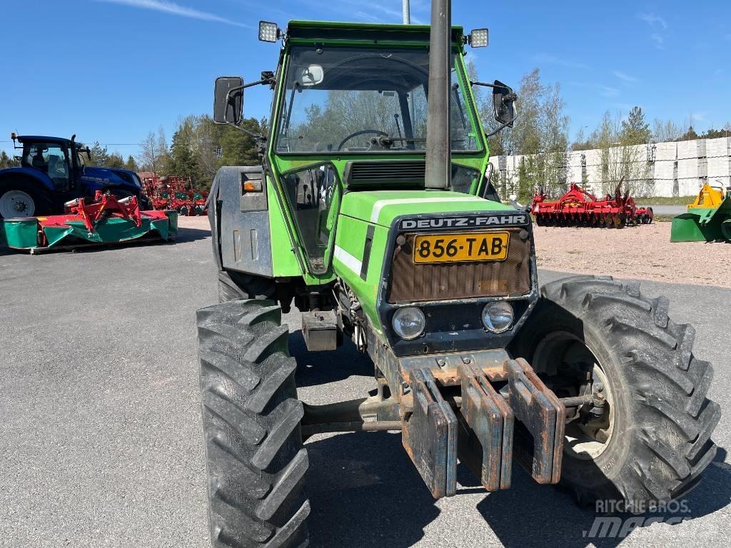 Deutz-Fahr DX 92-4 Traktoriai