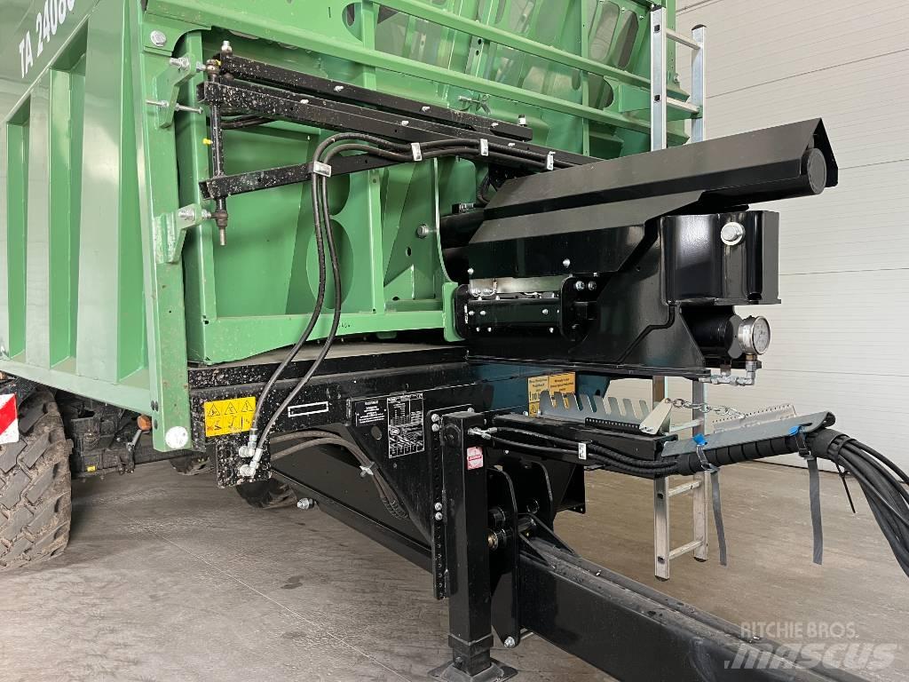 Brantner TA 24080/2 Savivartės priekabos