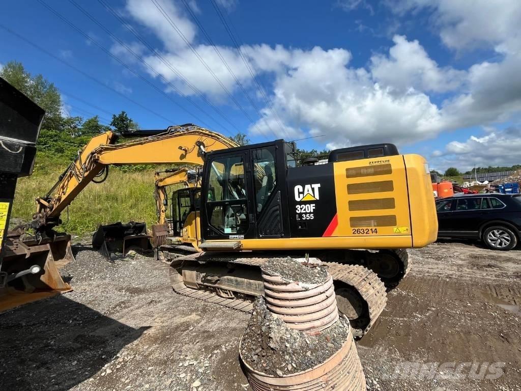 CAT 320 FL Vikšriniai ekskavatoriai