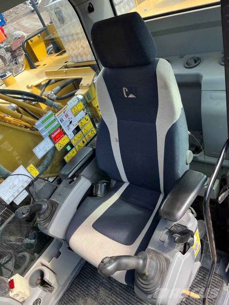 CAT 320 FL Vikšriniai ekskavatoriai