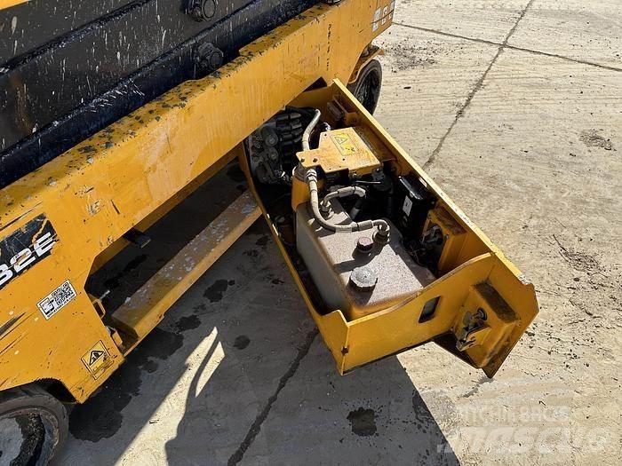 JCB S2032E Žirkliniai keltuvai