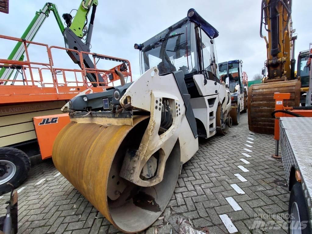 Bomag BW 161 AD-5 Porinių būgnų volai