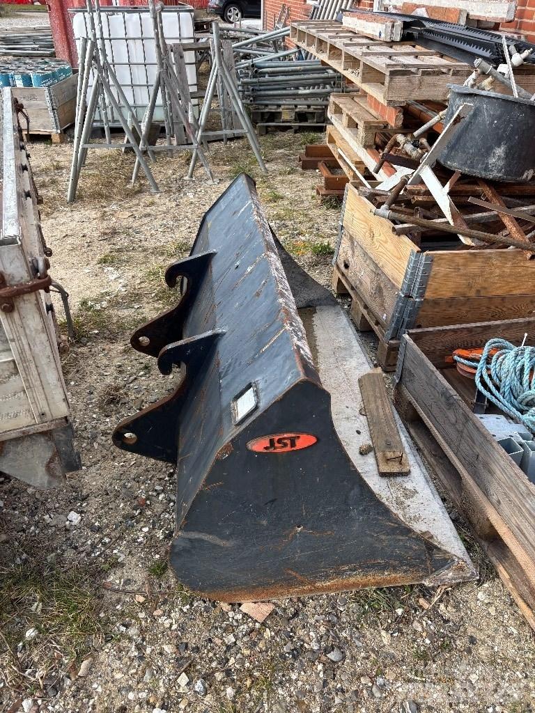 Kubota 4815 Teleskopiniai krautuvai