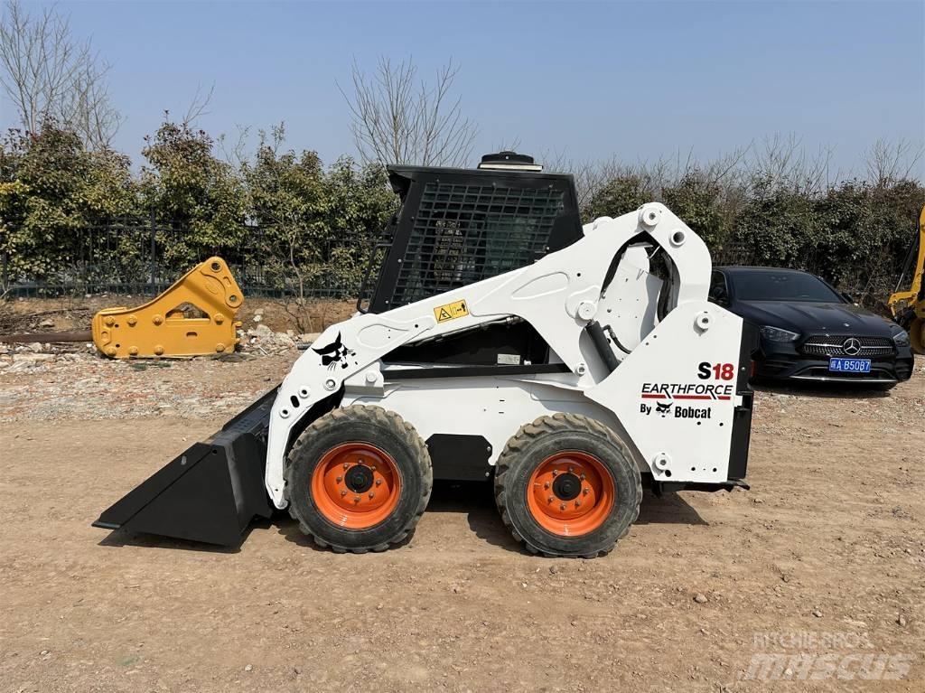 Bobcat S 18 Krautuvai su šoniniu pasukimu