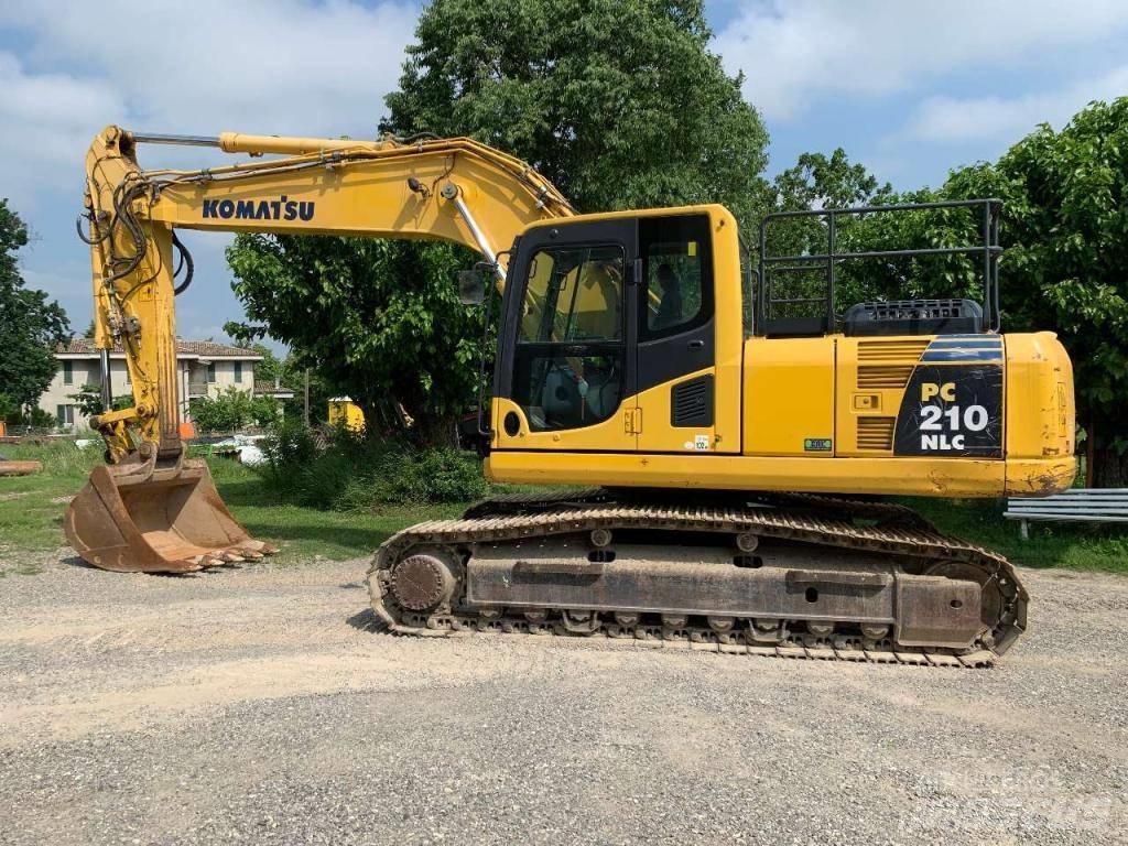 Komatsu PC 210 NLC-8 Vikšriniai ekskavatoriai