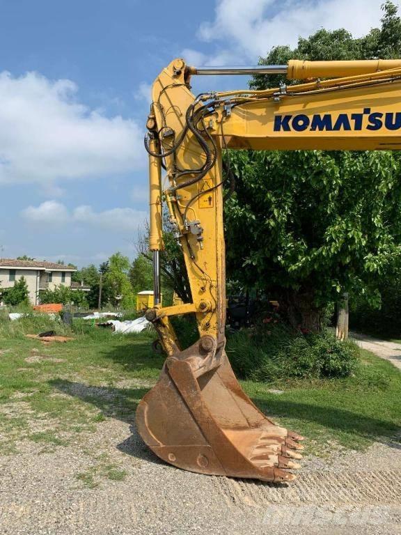 Komatsu PC 210 NLC-8 Vikšriniai ekskavatoriai