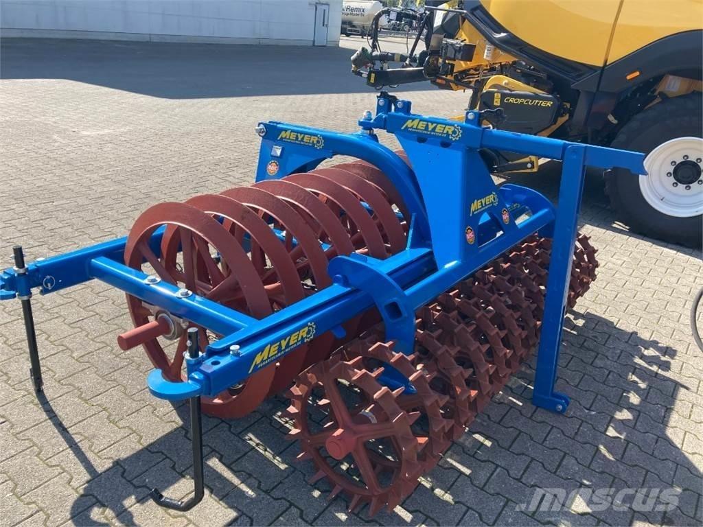 Meyer WP 12 Kiti volai