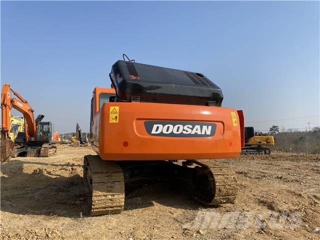 Doosan DH 300 Vikšriniai ekskavatoriai