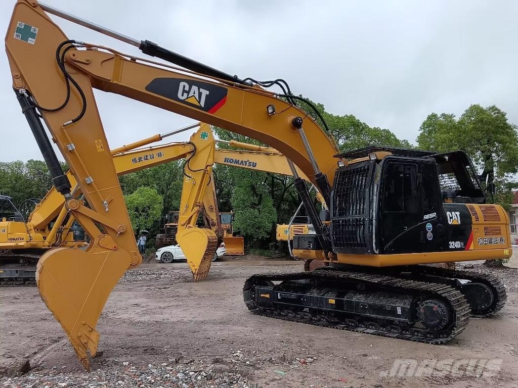 CAT 324 D L Vikšriniai ekskavatoriai