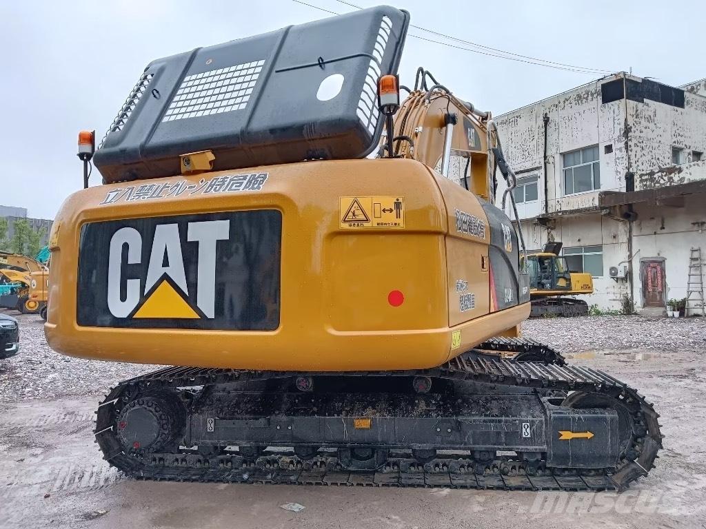 CAT 324 D L Vikšriniai ekskavatoriai