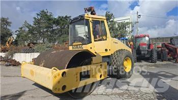 Bomag BW 211 D-40 Porinių būgnų volai