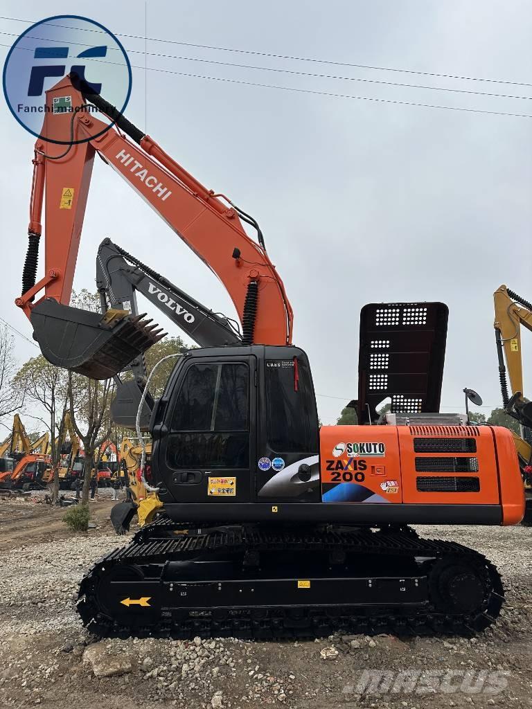 Hitachi ZX 200 Vikšriniai ekskavatoriai