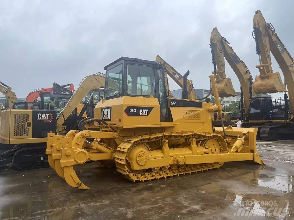 CAT D 6 G Vikšriniai buldozeriai