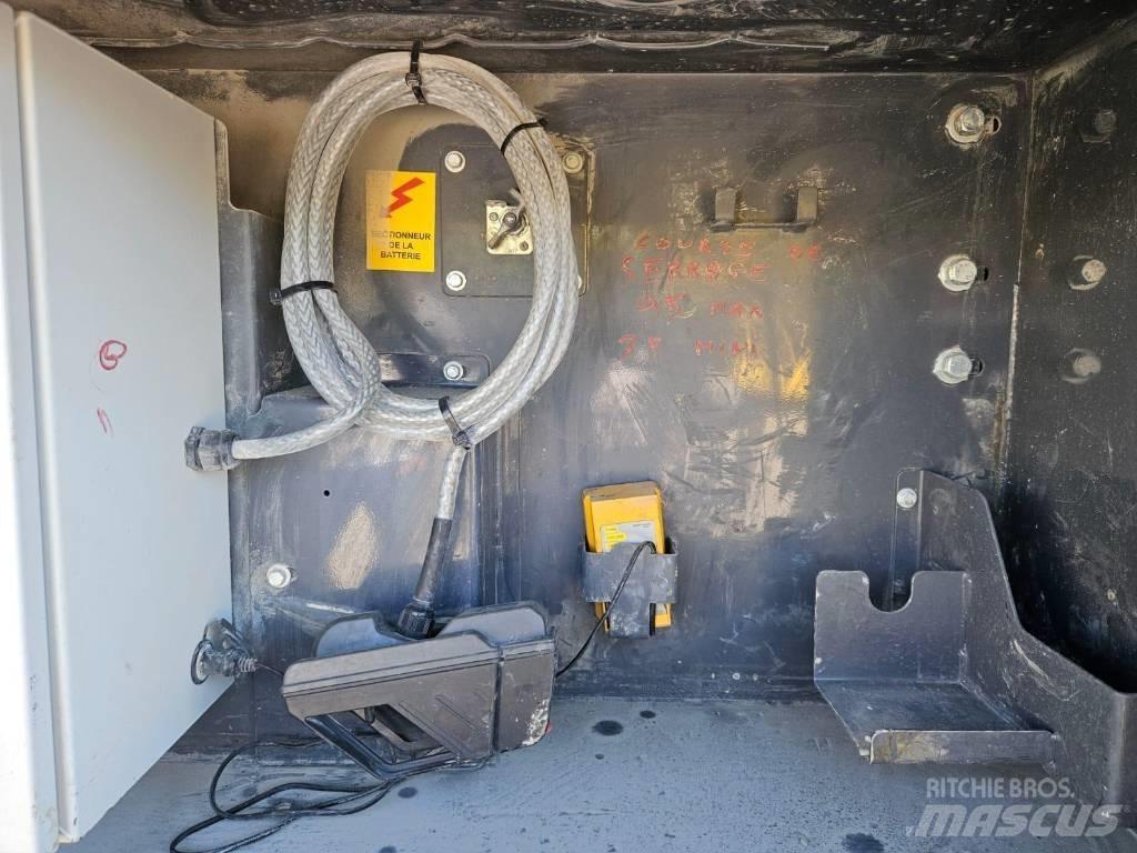 Sandvik QJ 341 Mobilūs smulkintuvai