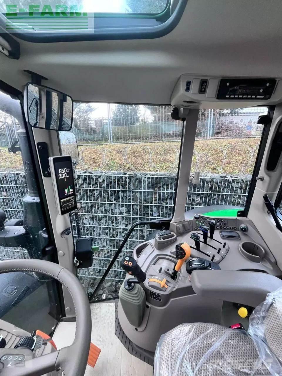 John Deere 6120m Traktoriai