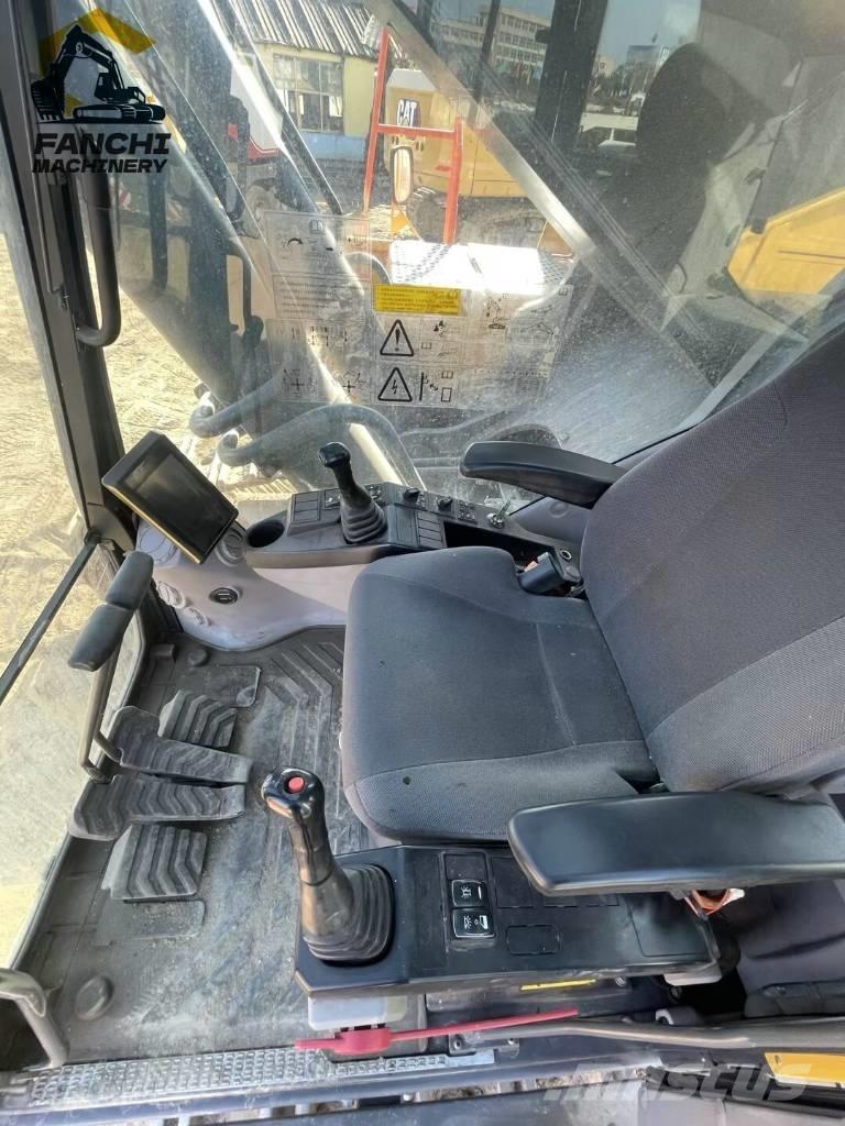 Volvo 950950EL Vikšriniai ekskavatoriai