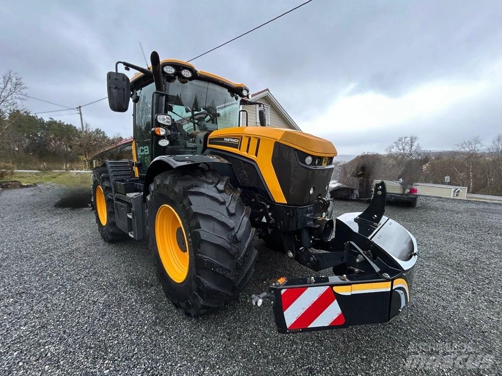 JCB 4220 FASTRAC Traktoriai