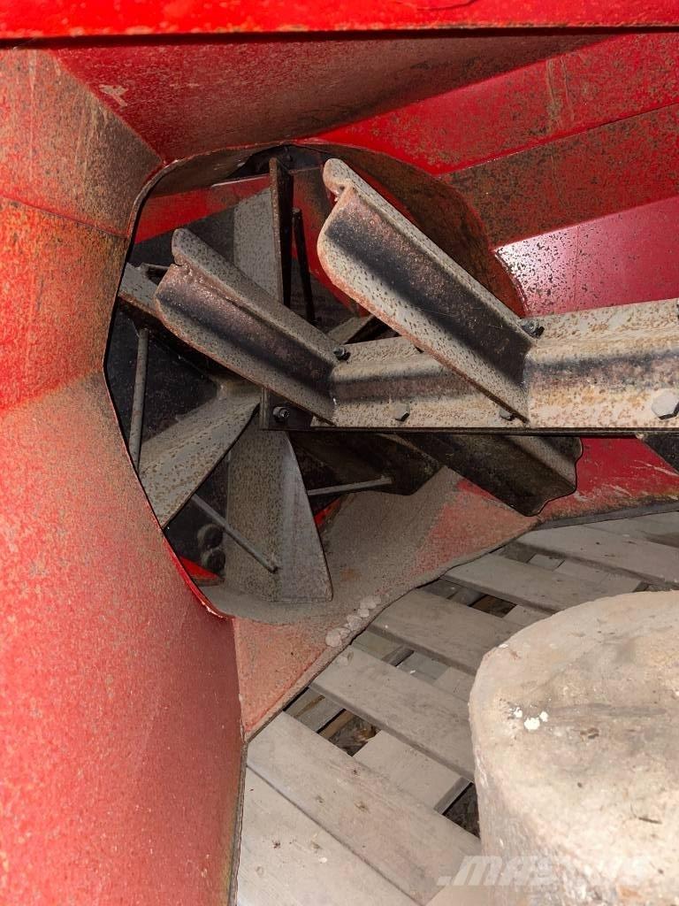 Westbjorn 2100 Sniego pūstuvai