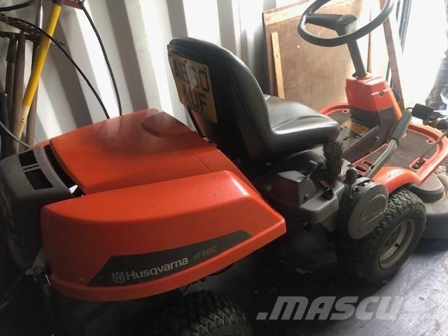 Husqvarna R216 Sodo traktoriukai-vejapjovės