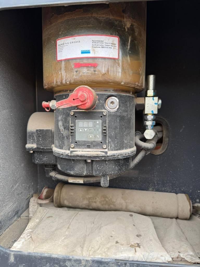 Sandvik QJ 241 Mobilūs smulkintuvai