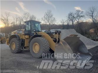 CAT 982 M Naudoti ratiniai krautuvai