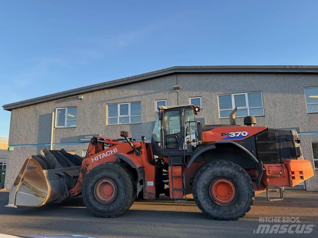 Hitachi ZW 370-6 Naudoti ratiniai krautuvai