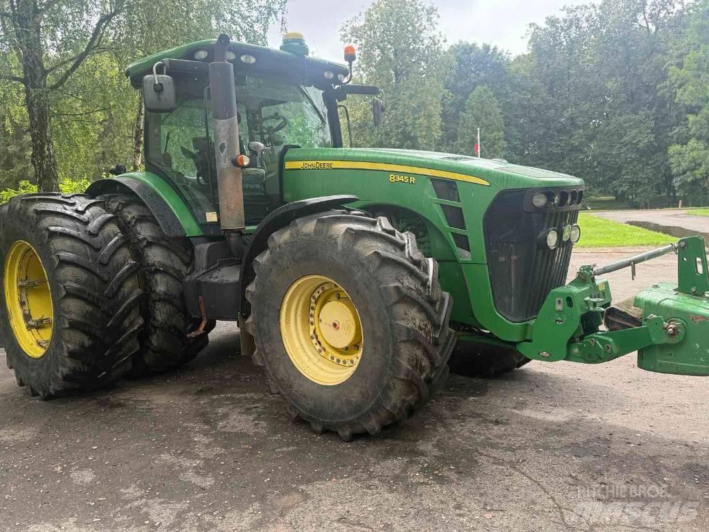 John Deere 8345 R Traktoriai