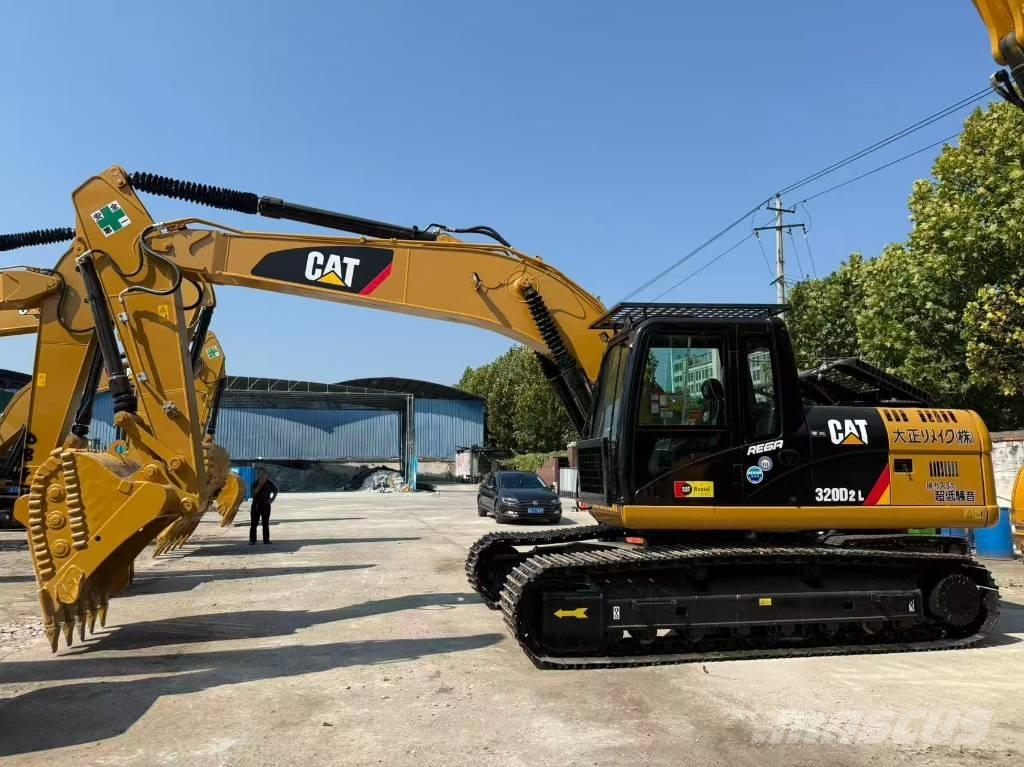 CAT 320 D Vikšriniai ekskavatoriai