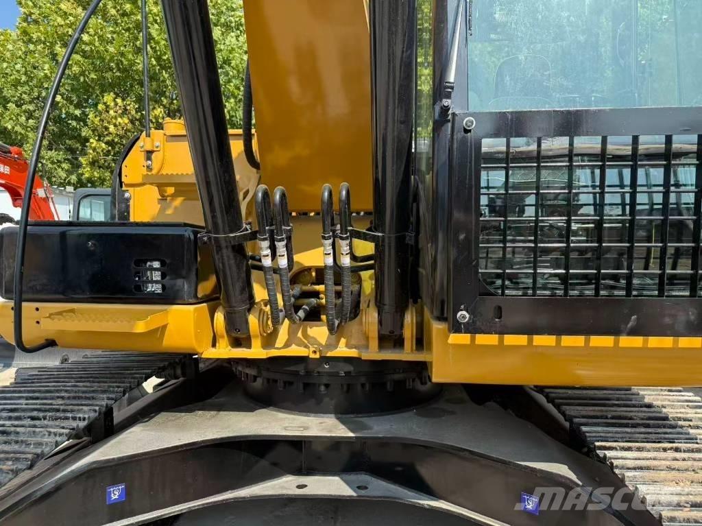 CAT 320 D Vikšriniai ekskavatoriai
