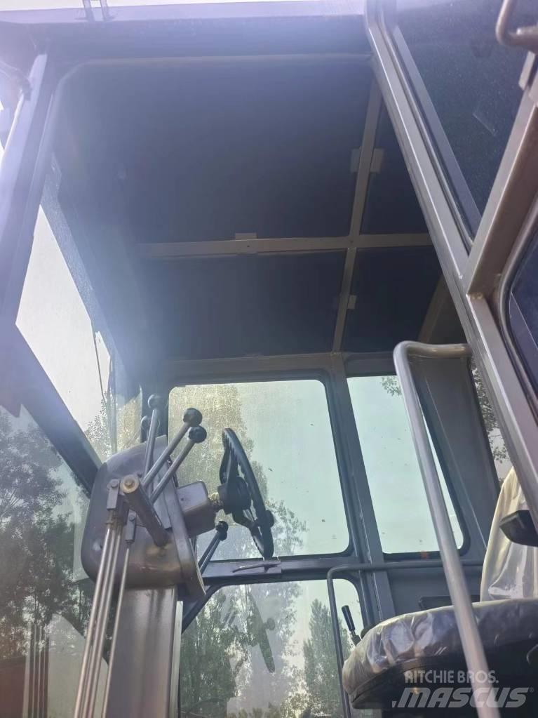 CAT 140H Greideriai