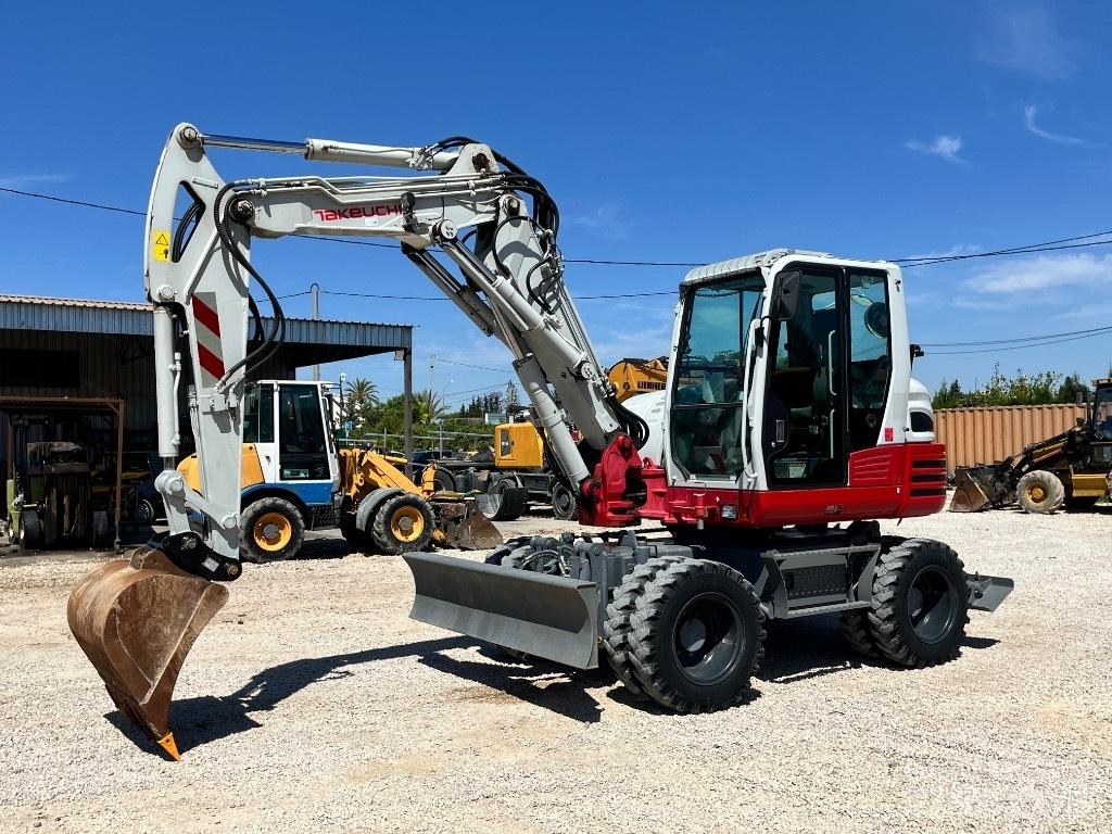 Takeuchi TB 295 Ratiniai ekskavatoriai
